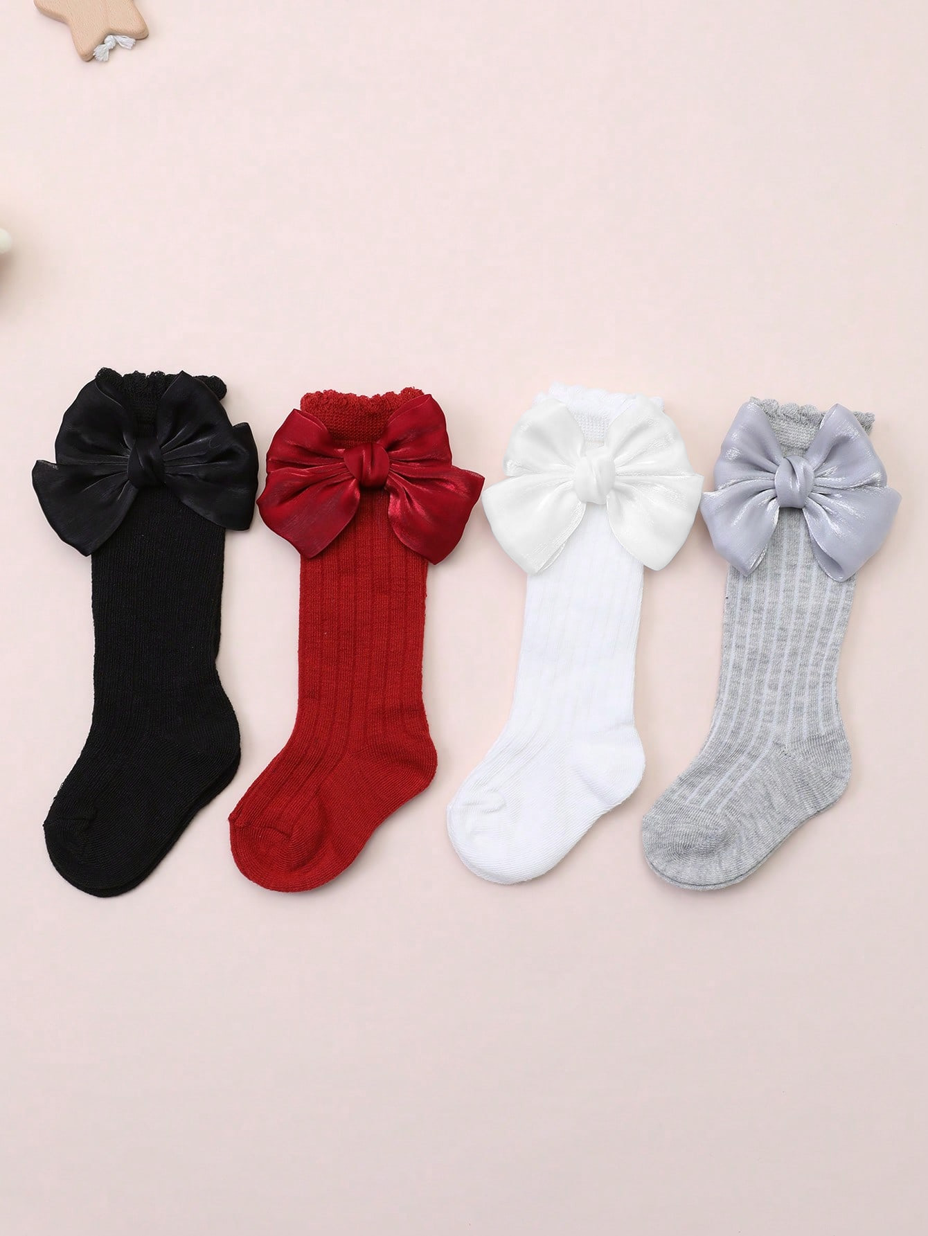 4 pary skarpetek dla niemowląt – Baby Sock Oximeter recenzja i cena